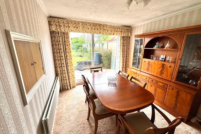 12, Verona Close, Nuneaton photo 3