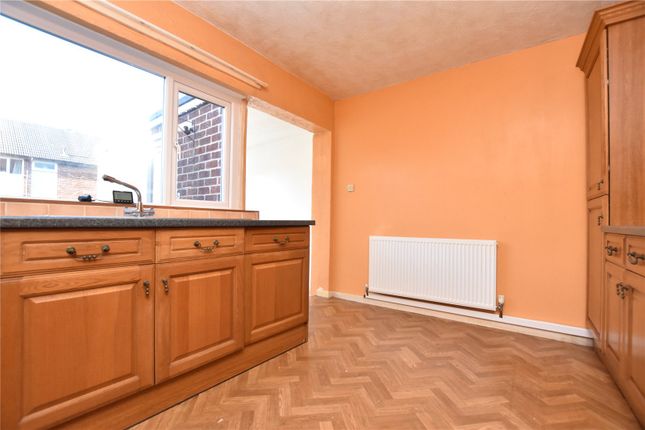 54, Forsythia Avenue, Wakefield photo 4