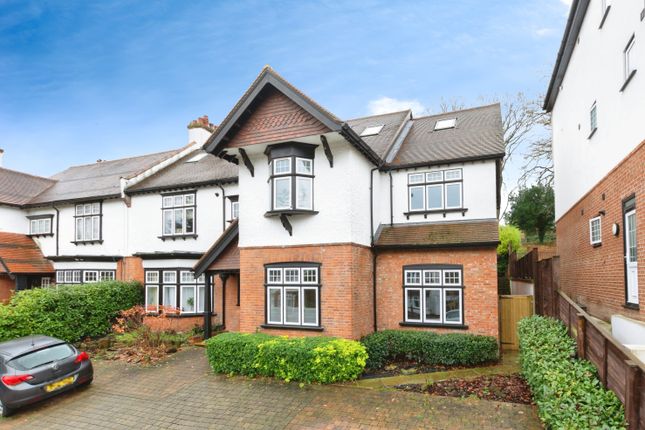 Flat 3, 41 Woodcote Valley Road, Purley photo 3