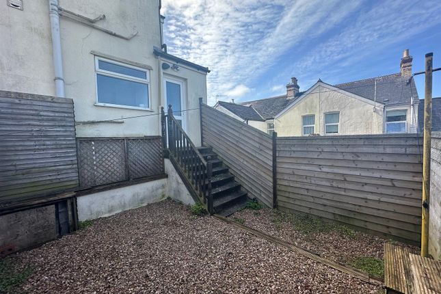 End terrace house to rent in Clifton Street, Bideford