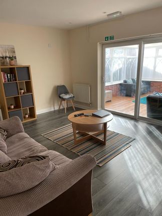 Shared accommodation to rent in Yew Tree Lane, Solihull