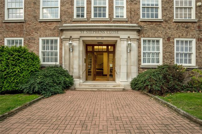 Flat for sale in St. Stephens Close, Avenue Road, St John's Wood, London
