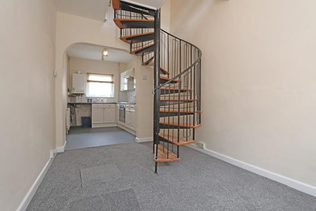 17a, Exeter Hill, Cullompton photo 4