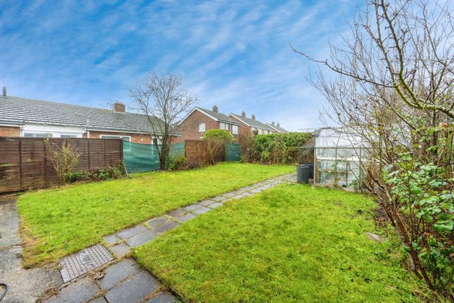 11, Conway Crescent, Bedfordshire photo 2
