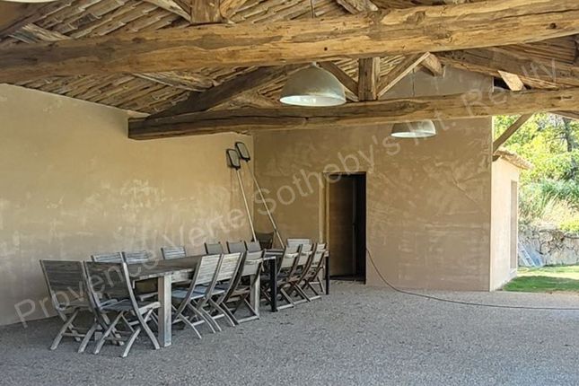 Detached house for sale in 83690 Villecroze, France