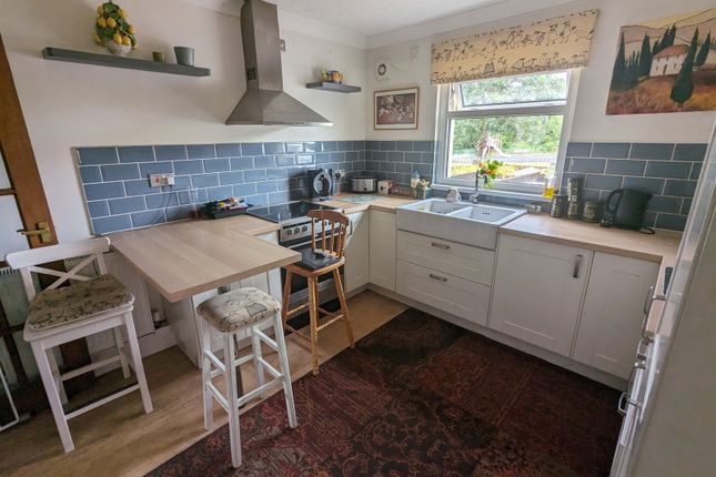182, Cwmamman Road, Ammanford photo 2