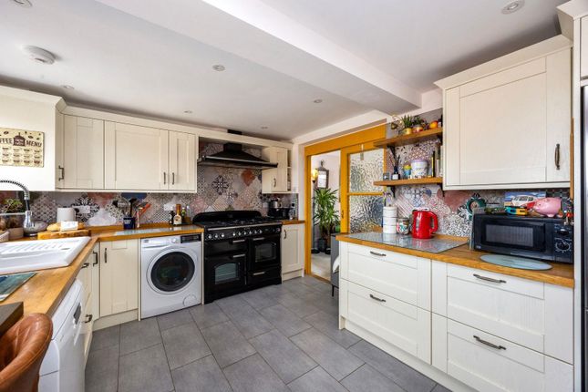 11 Westlands Court, West Road, Portslade photo 3