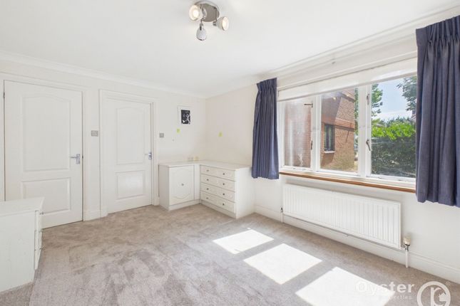 Flat 2, Cygnet House Uxbridge Road, Stanmore photo 4