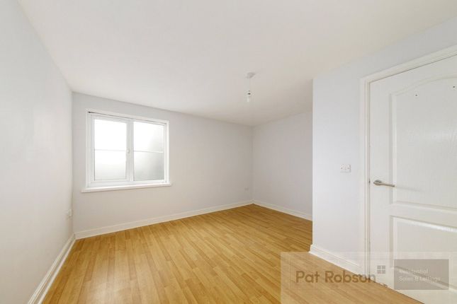 30 The Spruce,, Evergreen Court, Cramlington photo 5
