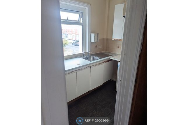 Northumberland Avenue, Blackpool photo 3