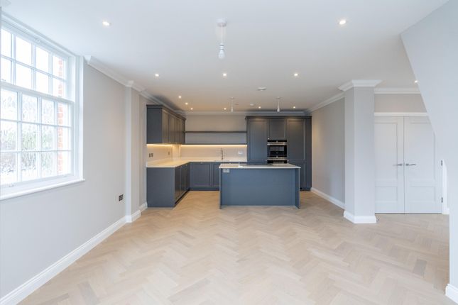 3, Gibbard Mews, London photo 4