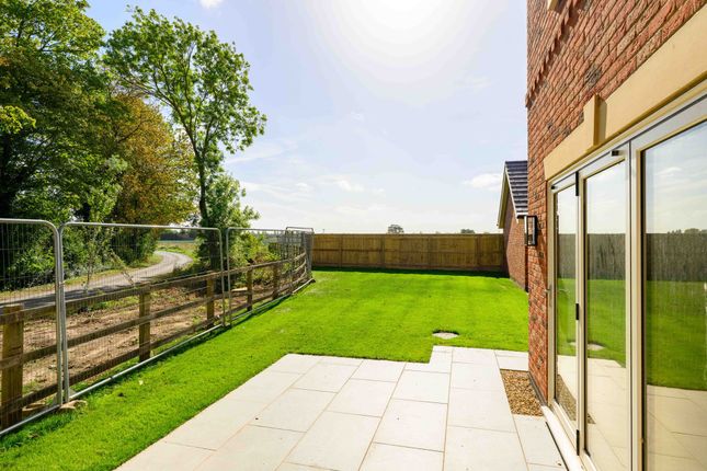 Plot 23 Philbeech Gardens, Boston photo 4