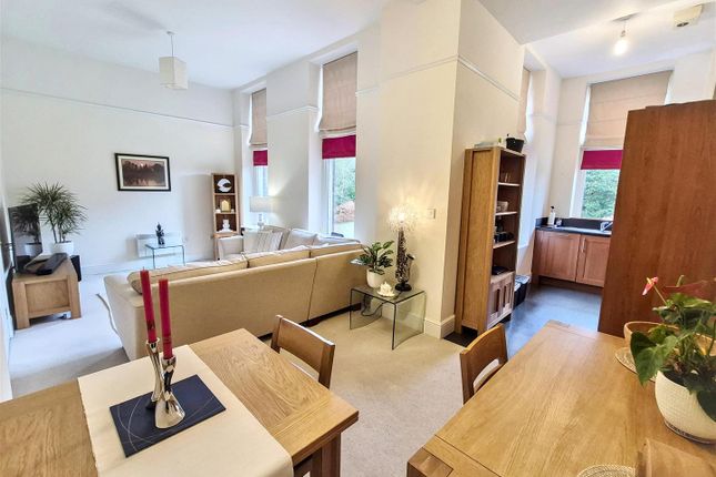 Apartment 9, 37 Menzies House, Willow Drive, Leek photo 2