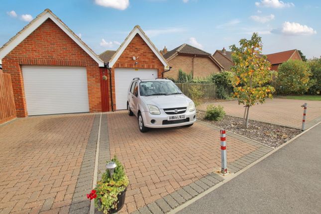 12, Walnut Close, Blunham photo 4