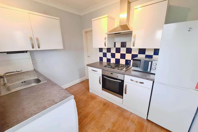 Thumbnail Maisonette to rent in Redesdale Gardens, Isleworth, Middx