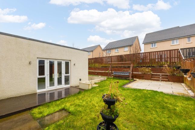 Property for sale in 17 Ashgrove Gardens, Loanhead
