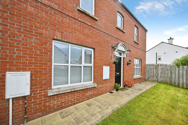 63, Ollar Valley, Ballyclare photo 3