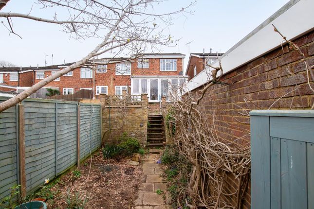 End terrace house for sale in Broad Rush Green, Leighton Buzzard