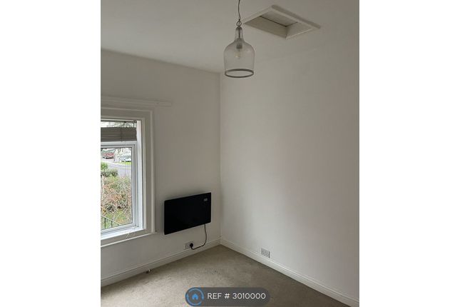 Flat, Trinity St, Taunton photo 5