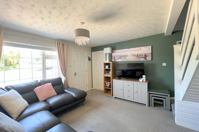88, Kenmare Drive, Plymouth photo 4