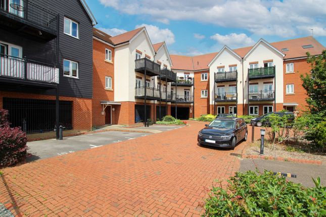 Thumbnail Flat for sale in South Woodham Ferrers, Chelmsford