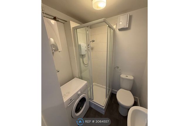 Flat, Howard Road, Southampton photo 3