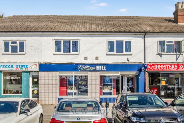 2-bed flat on 243a Three Bridges Road, Three Bridges, Crawley, £235,000