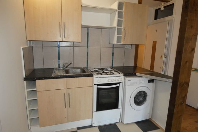 132d, Kings Road, ST. ALBANS photo 3