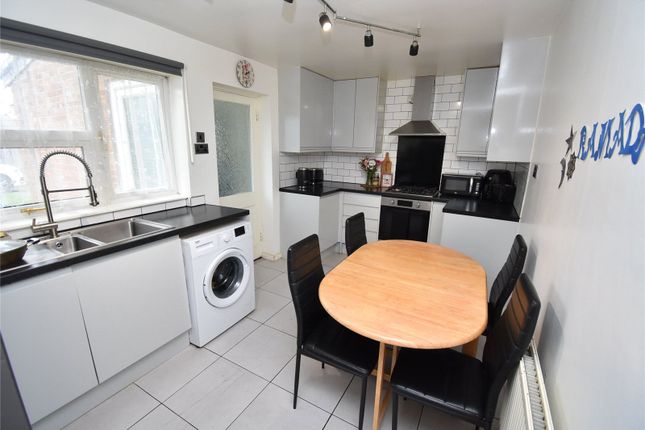 11, Grove Road, Dunstable photo 3