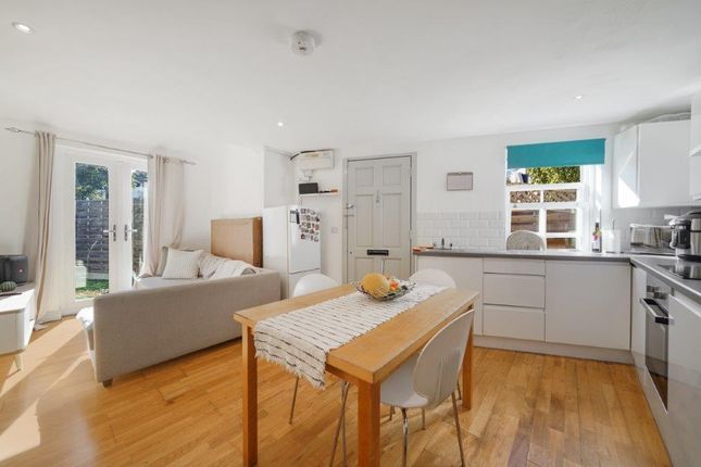 1-bed detached on 81, Leghorn Road, Harlesden, London, £350,000