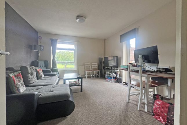 56, Majestic Way, Telford photo 2