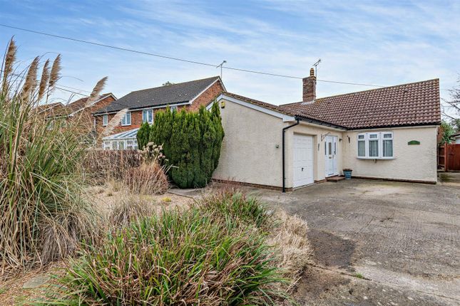 Thumbnail Detached bungalow for sale in Ashford Road, Harrietsham, Maidstone