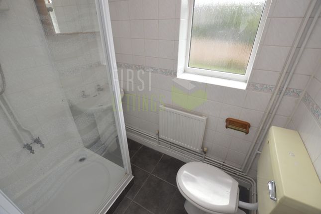 81, Gainsborough Road, Leicester photo 5