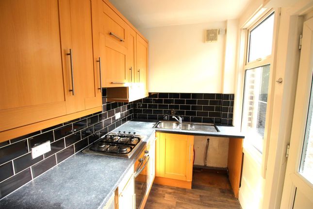 3, Queens Road, Swallownest photo 2