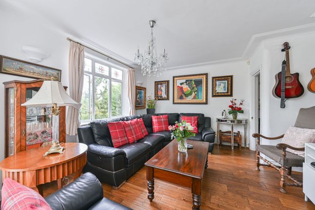 Graham Road, Purley photo 5