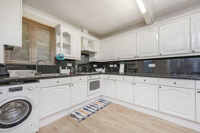 153, Landor Road, London photo 4