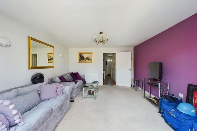 Terraced house to rent in Ribble Gardens, Fareham