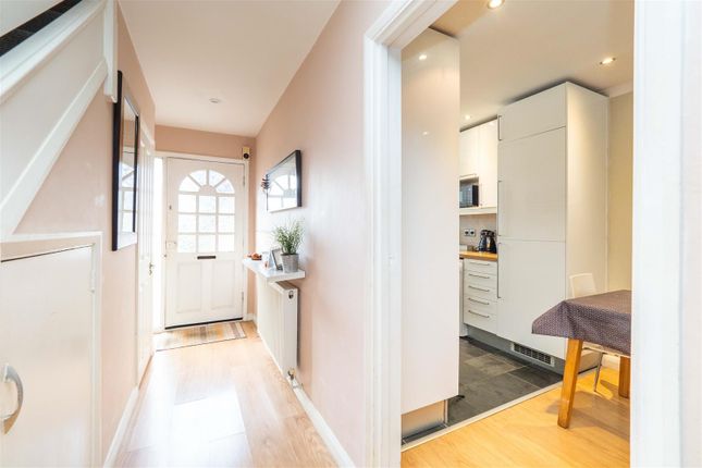 Town house for sale in Park Hill, Carshalton