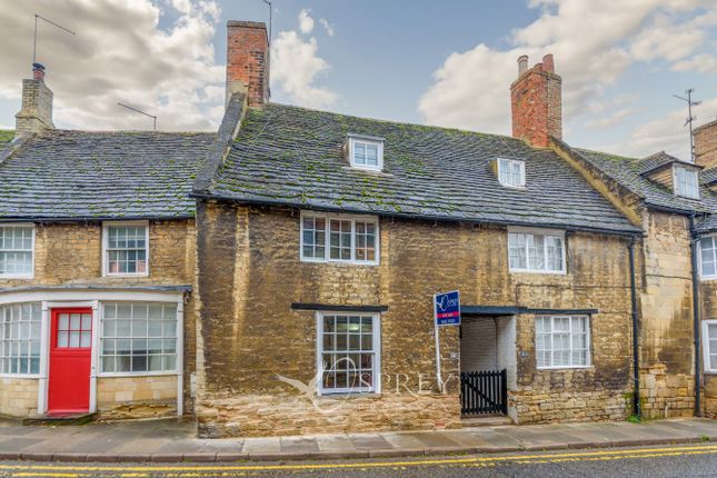 Thumbnail Cottage for sale in North Street, Oundle, Northamptonshire