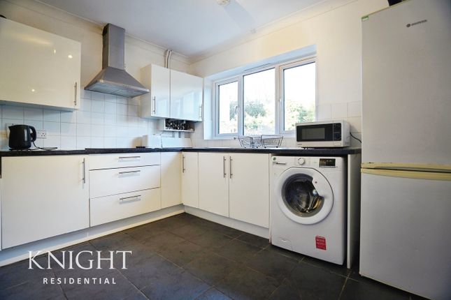 38, Tangerine Close, Colchester photo 2