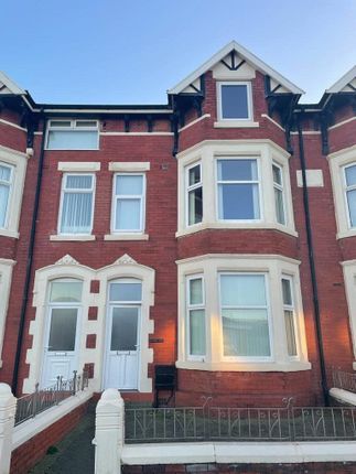 Thumbnail Flat to rent in Anchorsholme Lane West, Thornton-Cleveleys