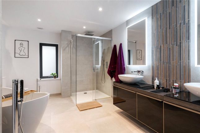 Bedroom One En Suite