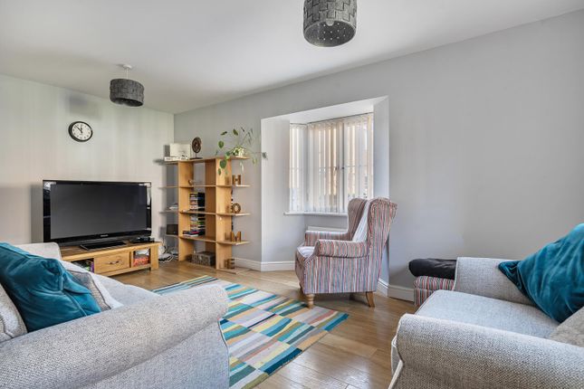 1, Hornbeam Road, Trowbridge photo 2