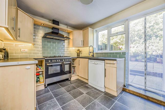 14, Butterfly Drive, Portsmouth photo 2