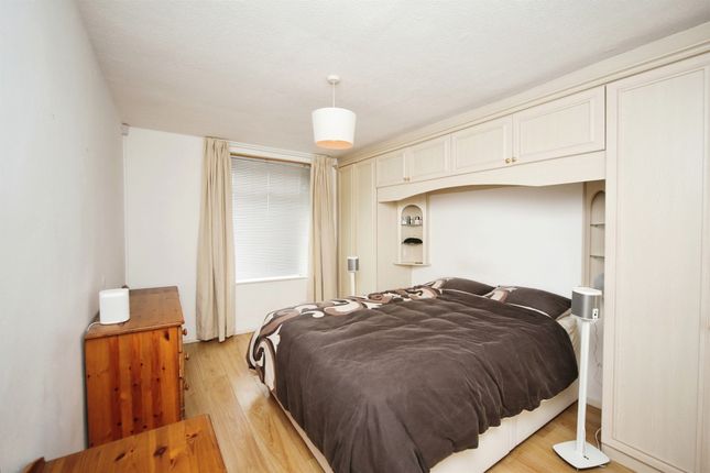 Flat for sale in Portway Close, Shirley, Solihull