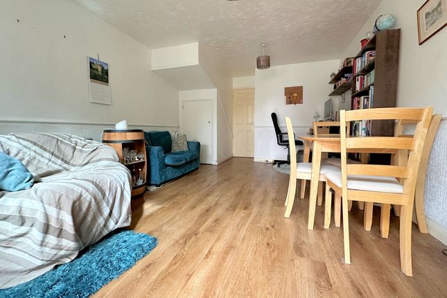 34, Tattershall Crescent, Fareham photo 2