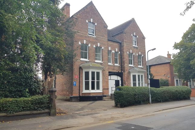 Thumbnail Flat to rent in St. Pauls Square, Burton-On-Trent
