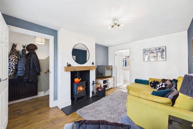 3, Geneshall Close, Stafford photo 3