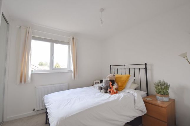 End terrace house to rent in St. Peters Gardens, Wrecclesham, Farnham