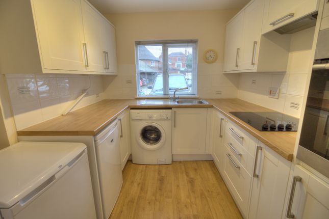 Flat for sale in Rose Court, Chichester, West Sussex